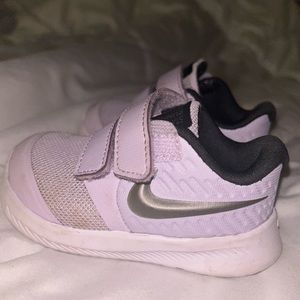 Nike toddler size 5